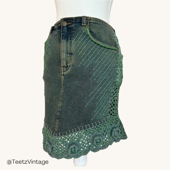SOLD - Y2K BEADED CROCHET DENIM SKIRT - Picture 1 of 11